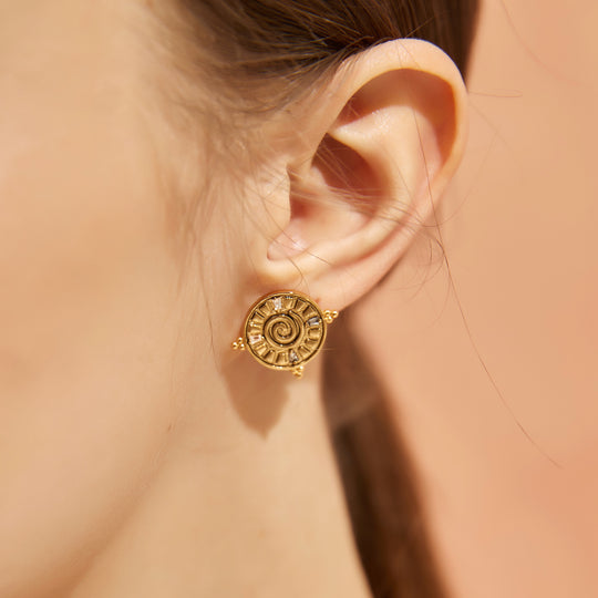 「Three Charms」Solar Meridian the endless love knot simple stud earrings