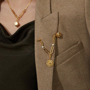Fortune Unfolds Dice carriage brooch (detachable)