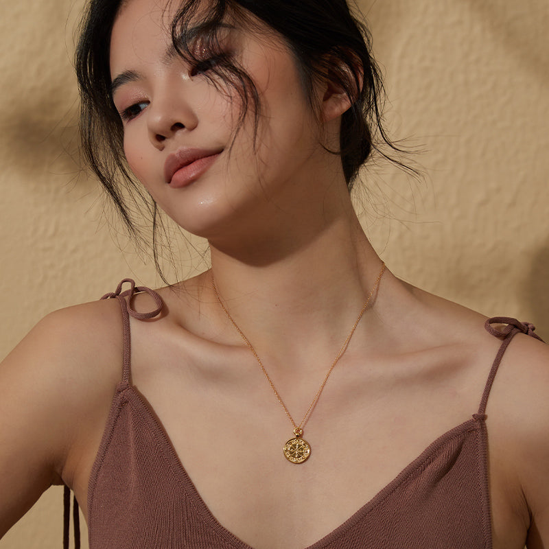 TAROT The Wheel Of Fortune Necklace
