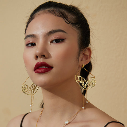 PEARLWING Butterfly Pearl Drop Earrings