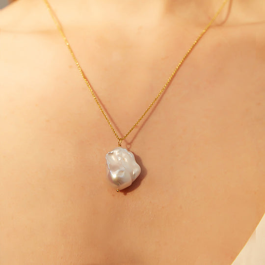 PEARLWING Big Baroque Pearl Pendant Necklace
