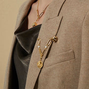 Fortune Unfolds Dice carriage brooch (detachable)