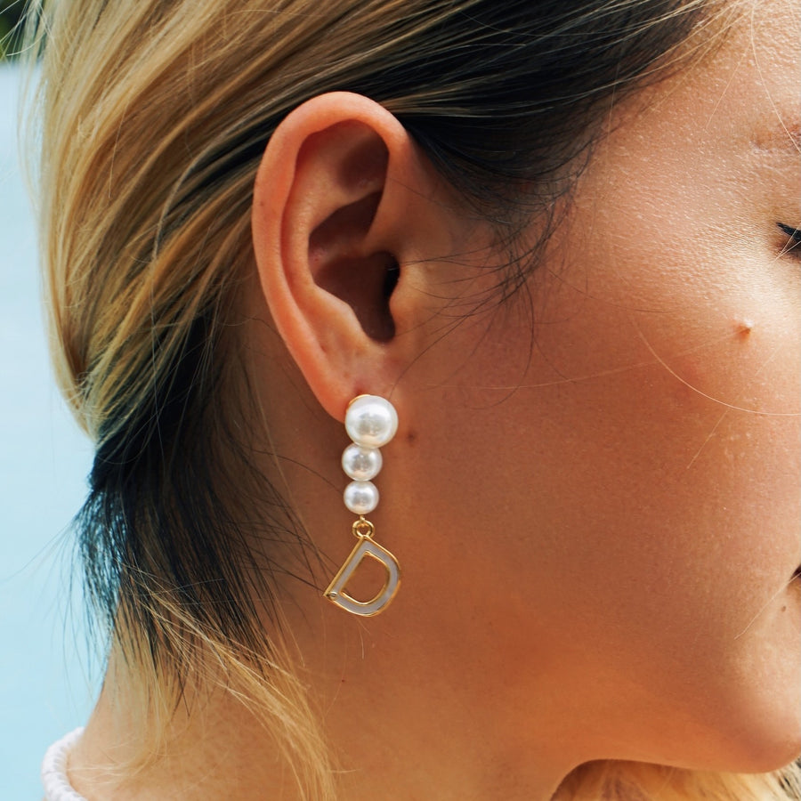 'The Alphabet Collection' 18K gold plated 26 Letter Mother of Pearl Shell Pendant Asymmetric Diamond Pearl Earrings