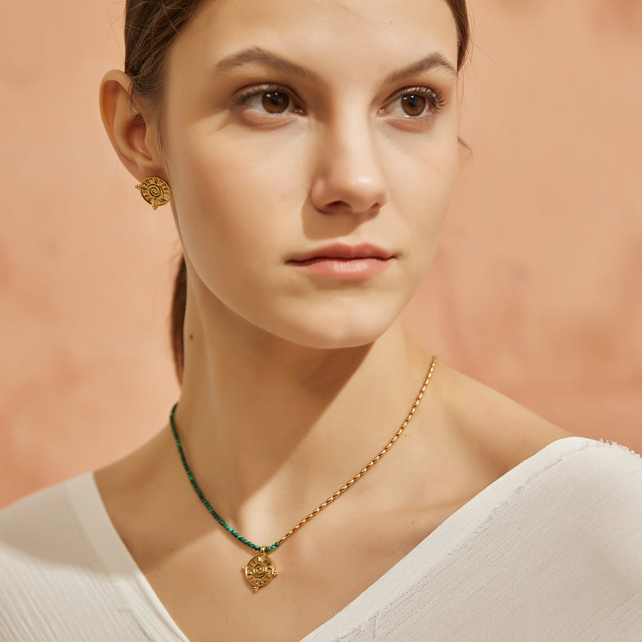 「Three Charms」Solar Meridian the endless love knot simple stud earrings