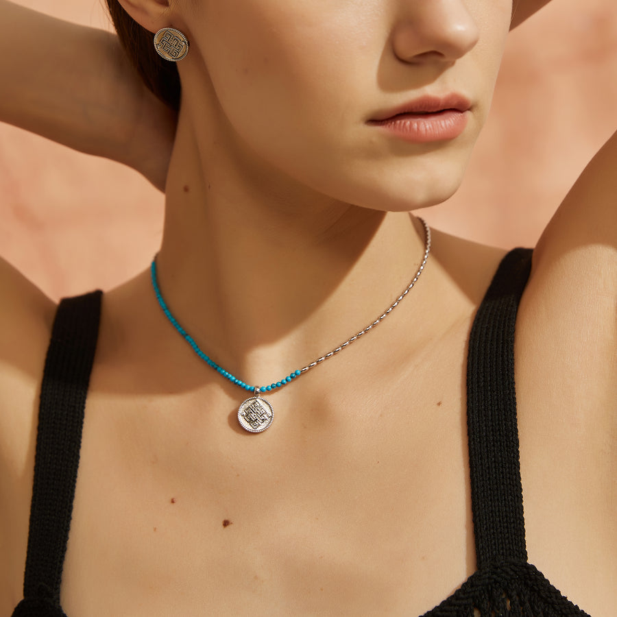 「Three Charms」 Venus Bound the endless love knot crystal beaded necklace