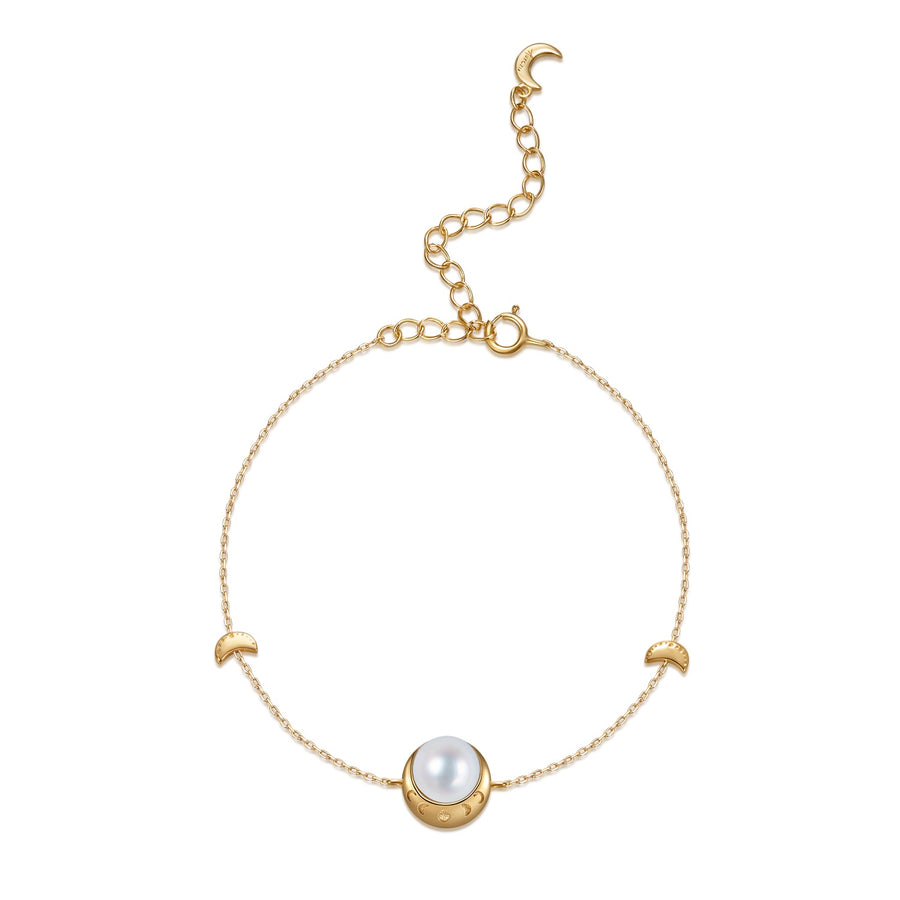 Moonlit Grace / Lunar Phase& Moon Minimalist Pearl Bracelet