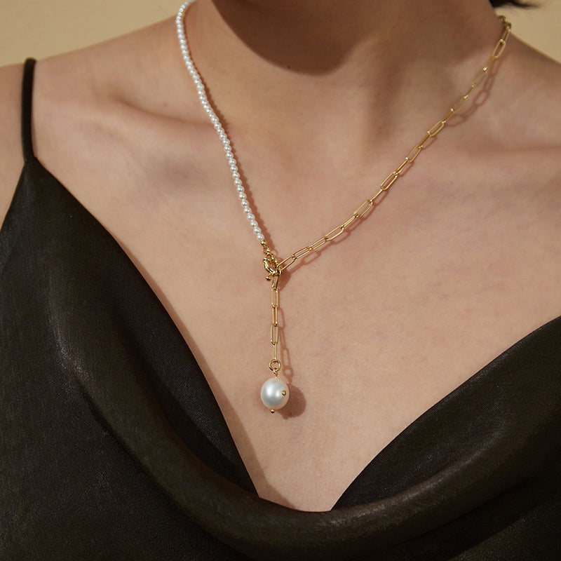 REVERIE Diamond Pearl Y Shaped Chain Necklace